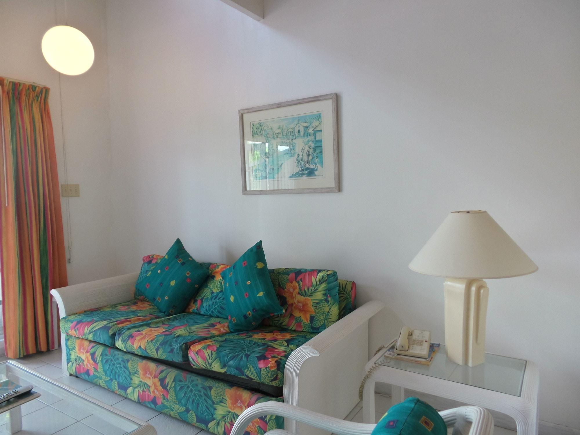Dickenson Bay Cottages Cedar Grove Екстер'єр фото