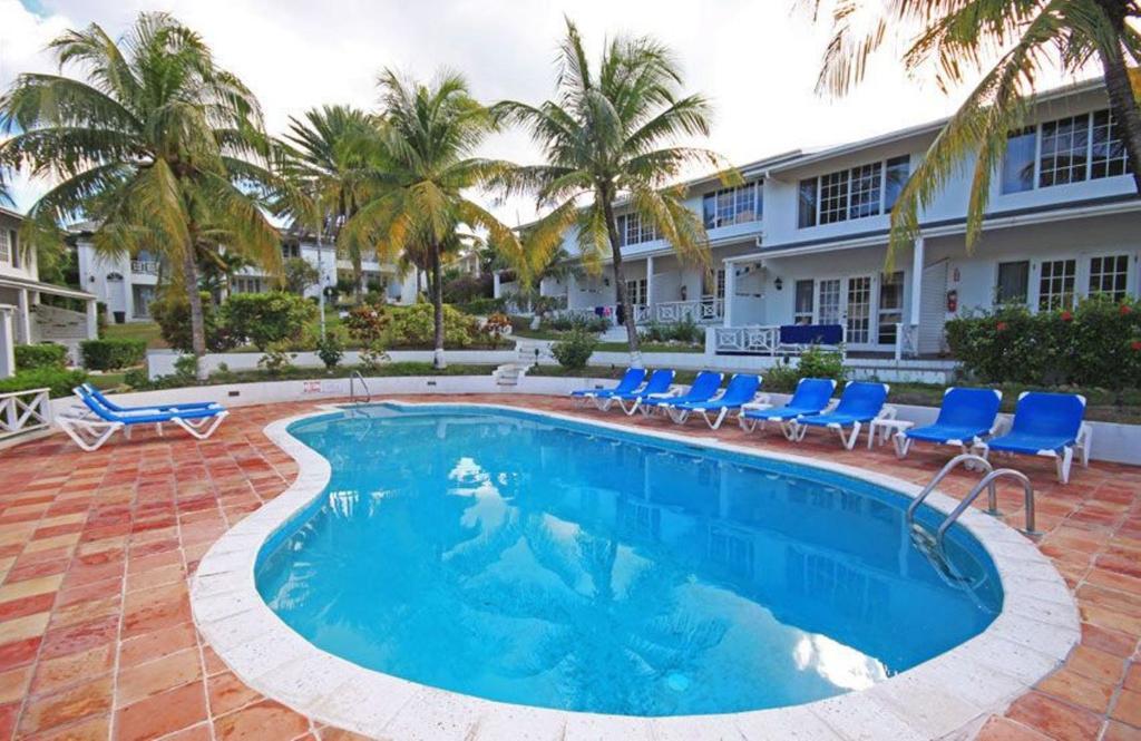 Dickenson Bay Cottages Cedar Grove Екстер'єр фото
